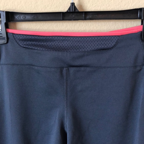 Adidas Athletic Climacool Gray & Coral Crop Pants - Size Small - Picture 3 of 8